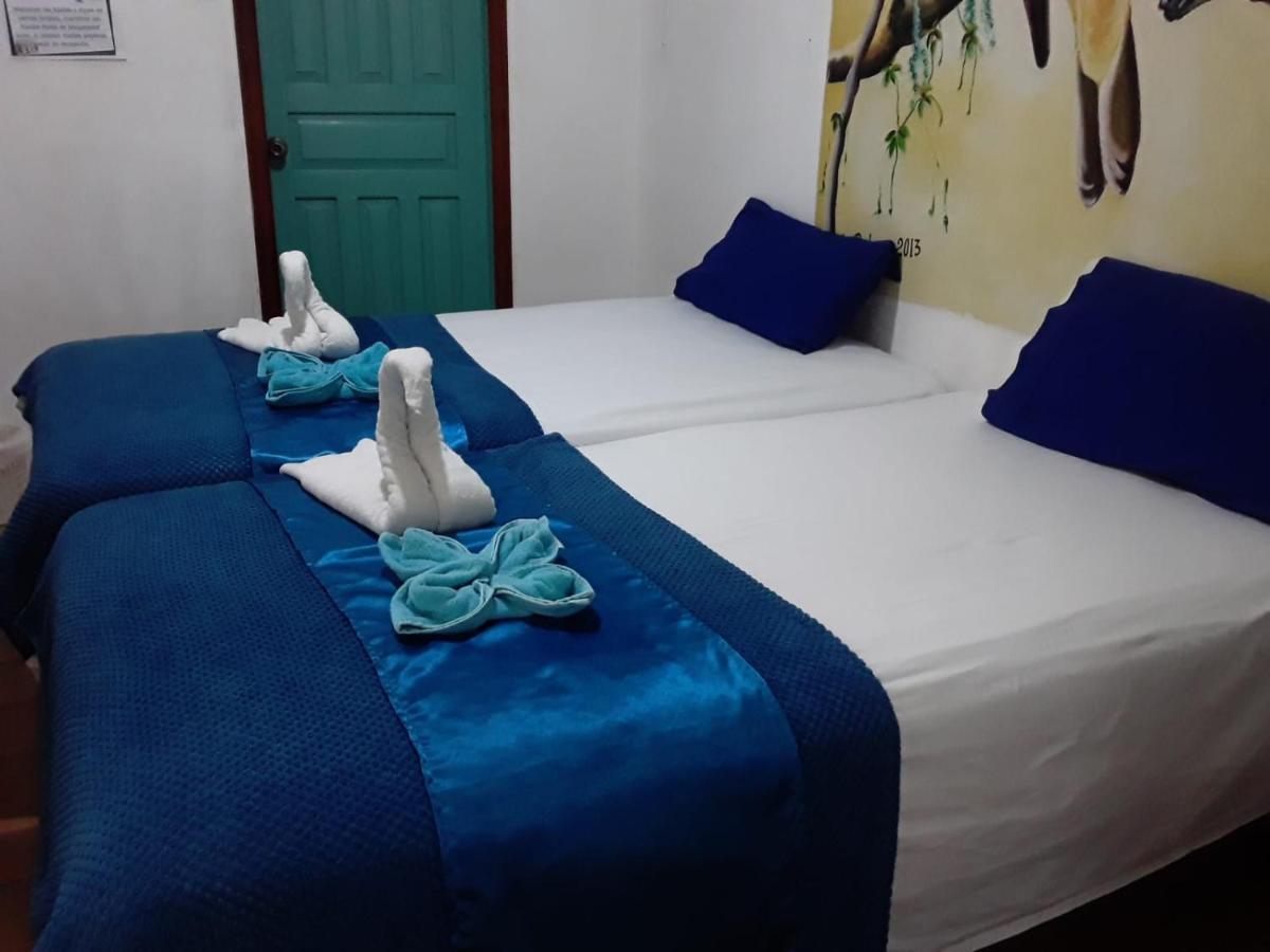 Puerto Ayora Island Hotel Bagian luar foto